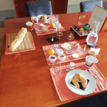 Authentieke Franse Kamer. *
